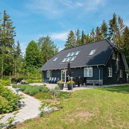 10 Person Holiday Home In Glesborg 객실 사진