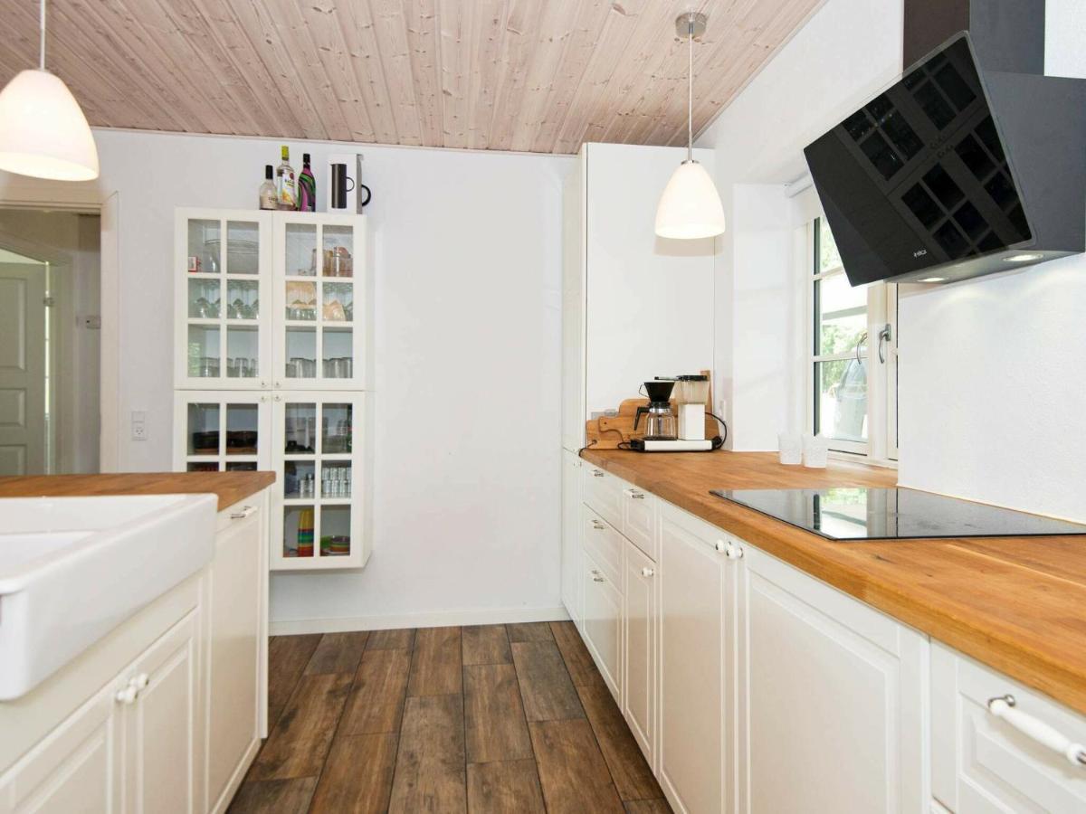 10 Person Holiday Home In Glesborg 외부 사진