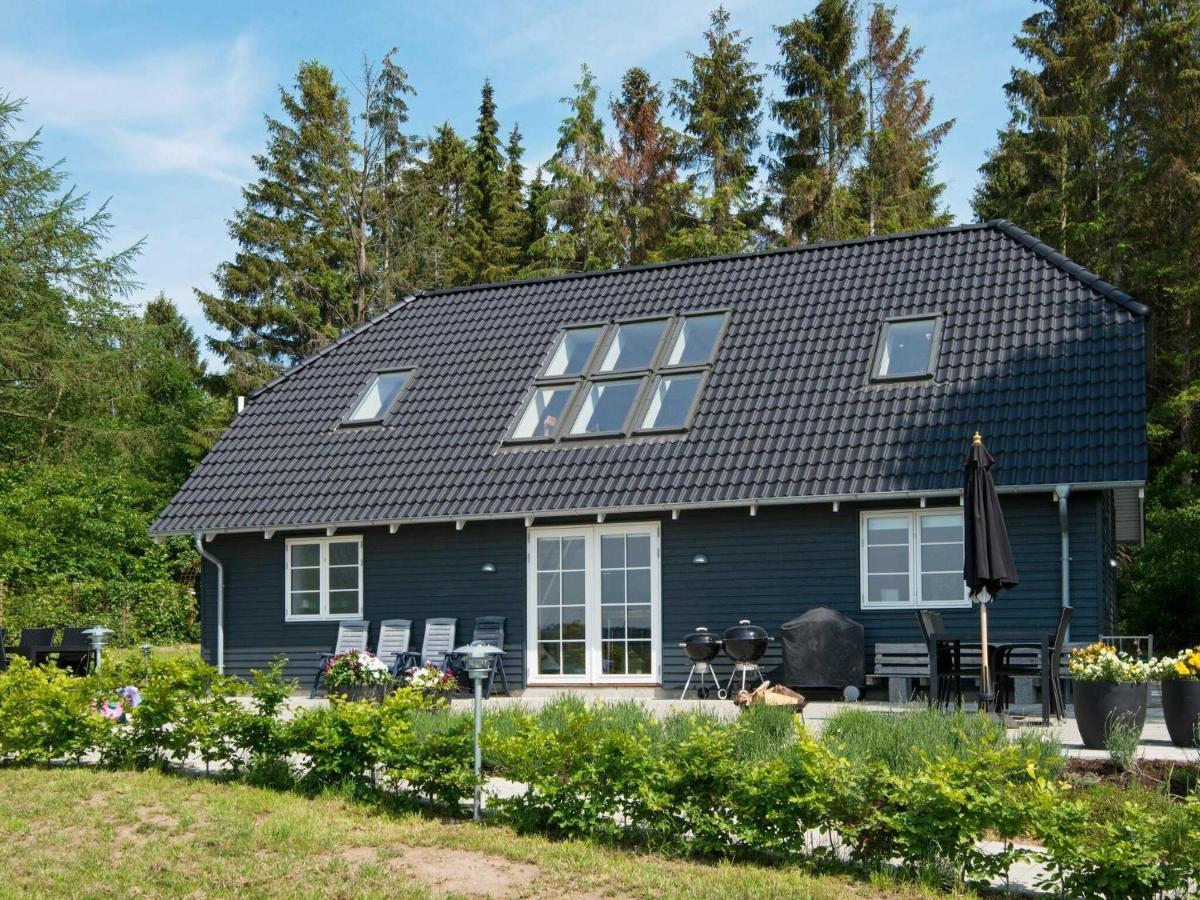 10 Person Holiday Home In Glesborg 객실 사진