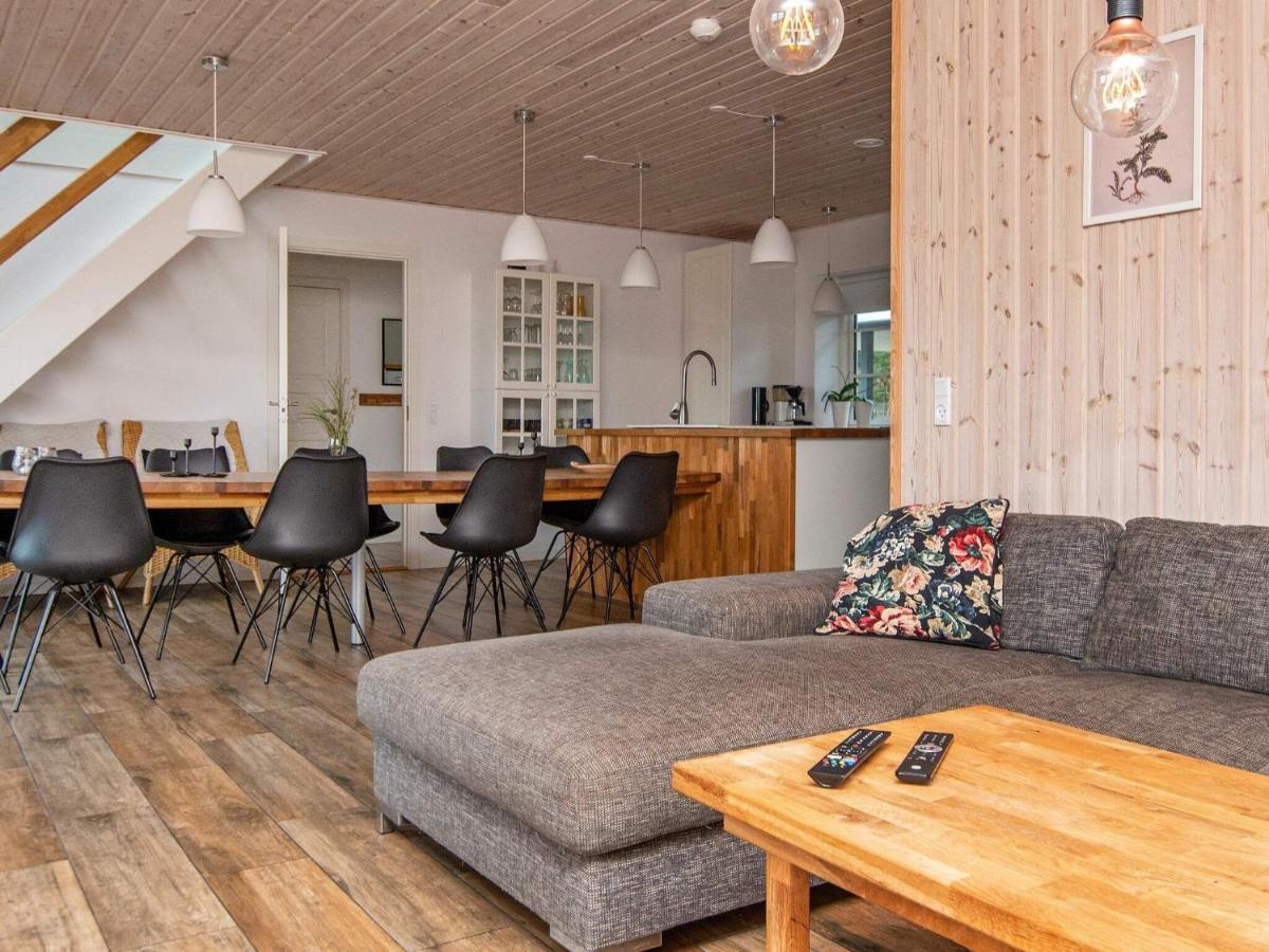 10 Person Holiday Home In Glesborg 외부 사진