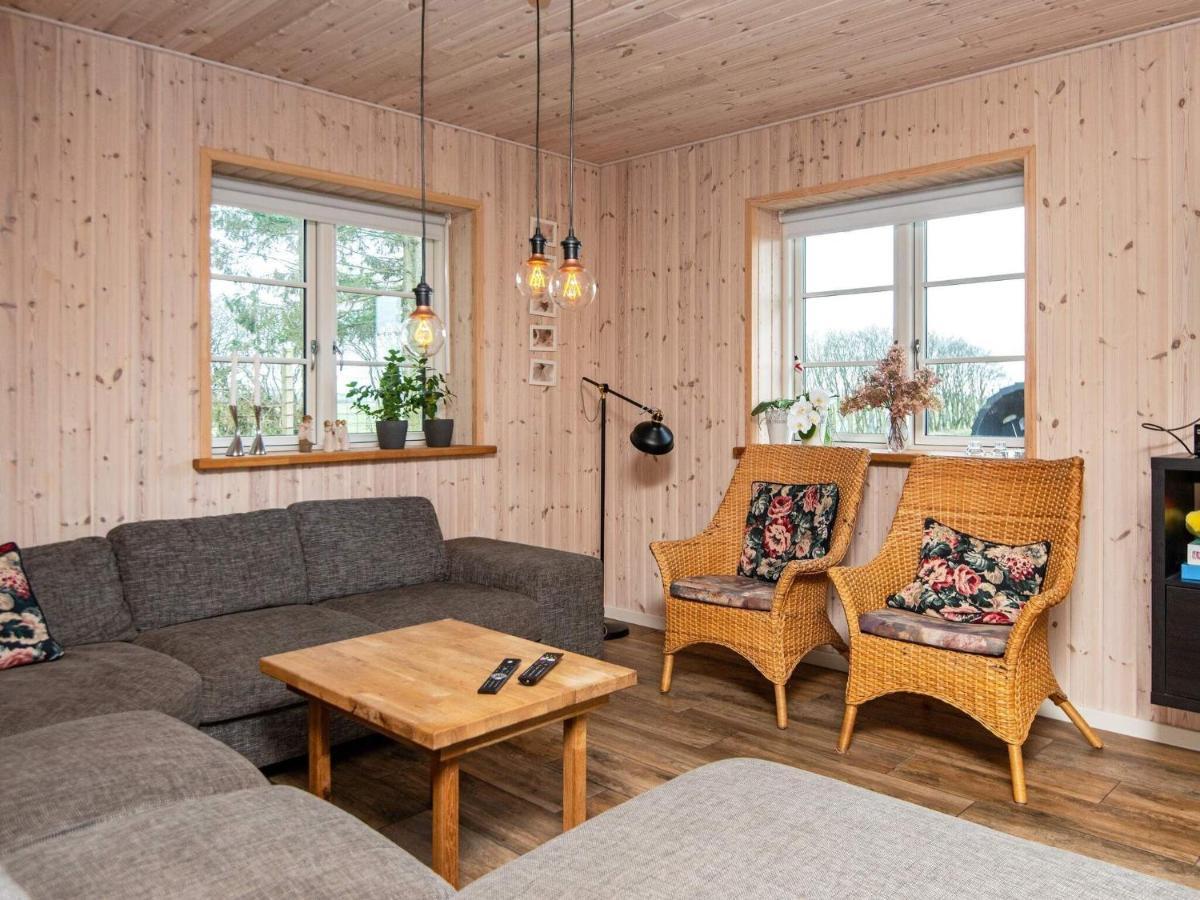 10 Person Holiday Home In Glesborg 외부 사진